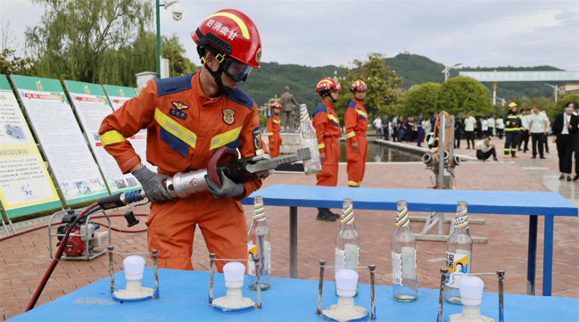 2025年金徽酒“安全生产月”活动启动(🙉)